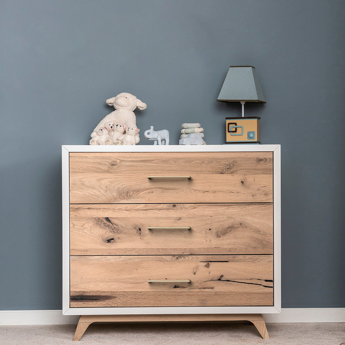 Romina Uptown Single Dresser Dressers Romina Furniture Navy Celtic Knot - Bronze
