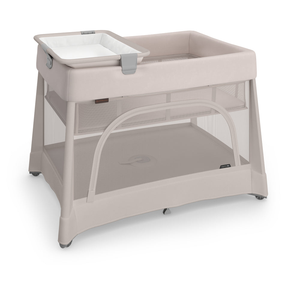 Remi V2 Playard + Changer