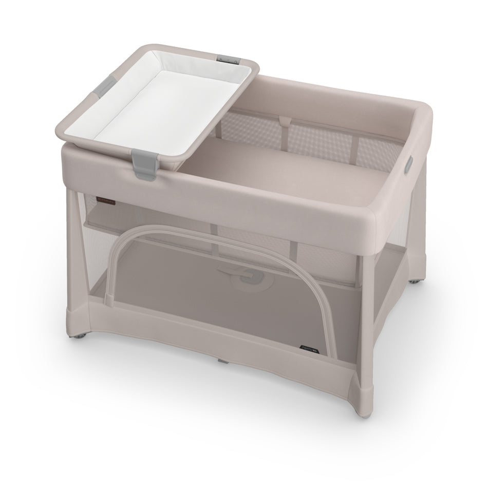 Remi V2 Playard + Changer
