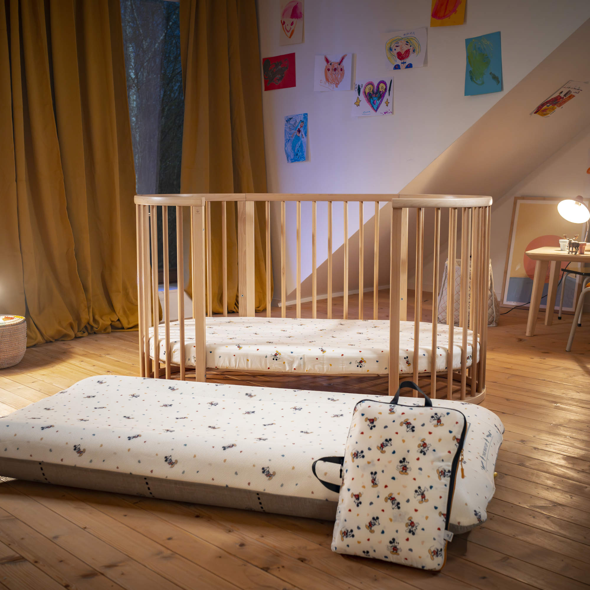 Sleepi Bed Fitted Sheet V3 Changing Stations Stokke