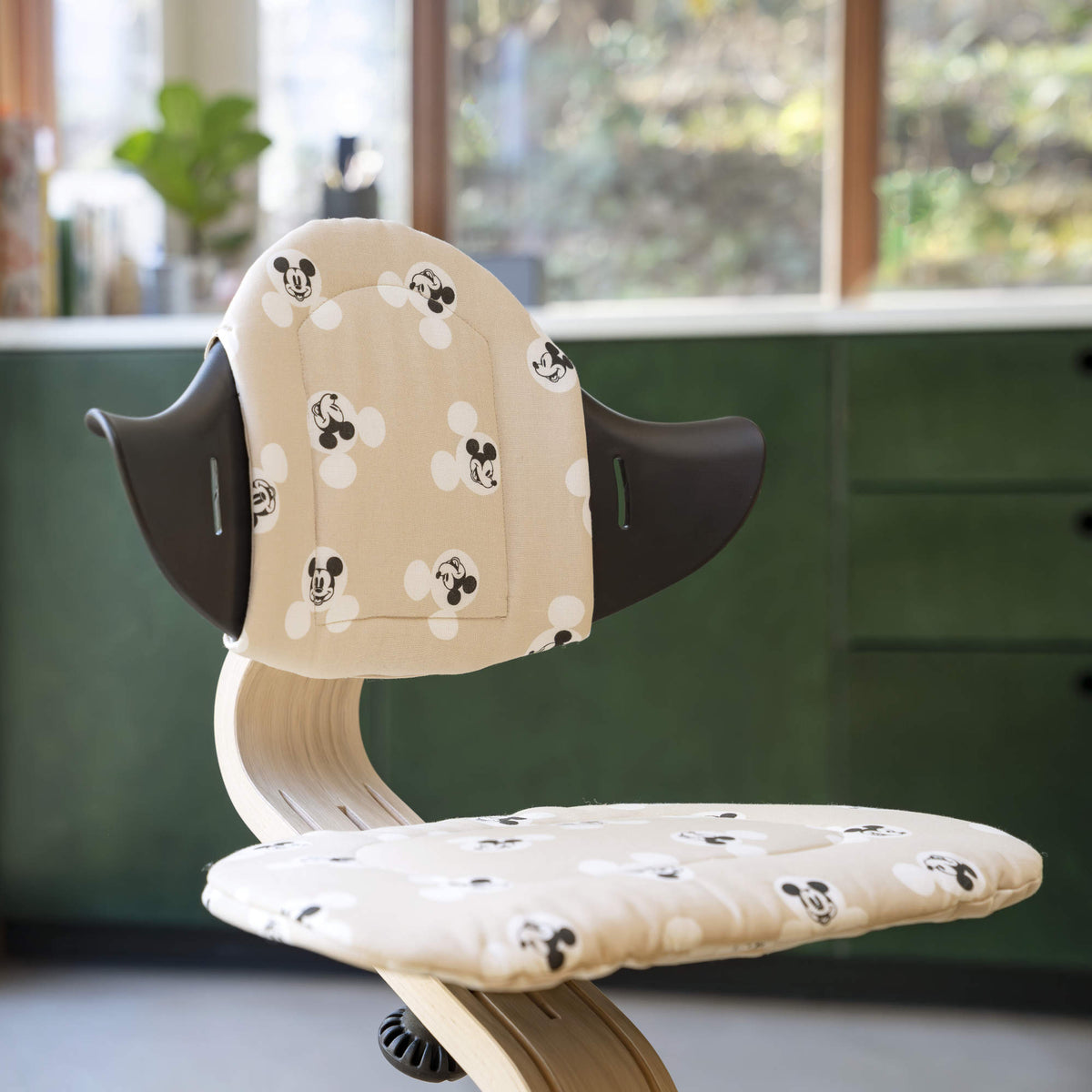 Nomi Cushion High Chairs Stokke