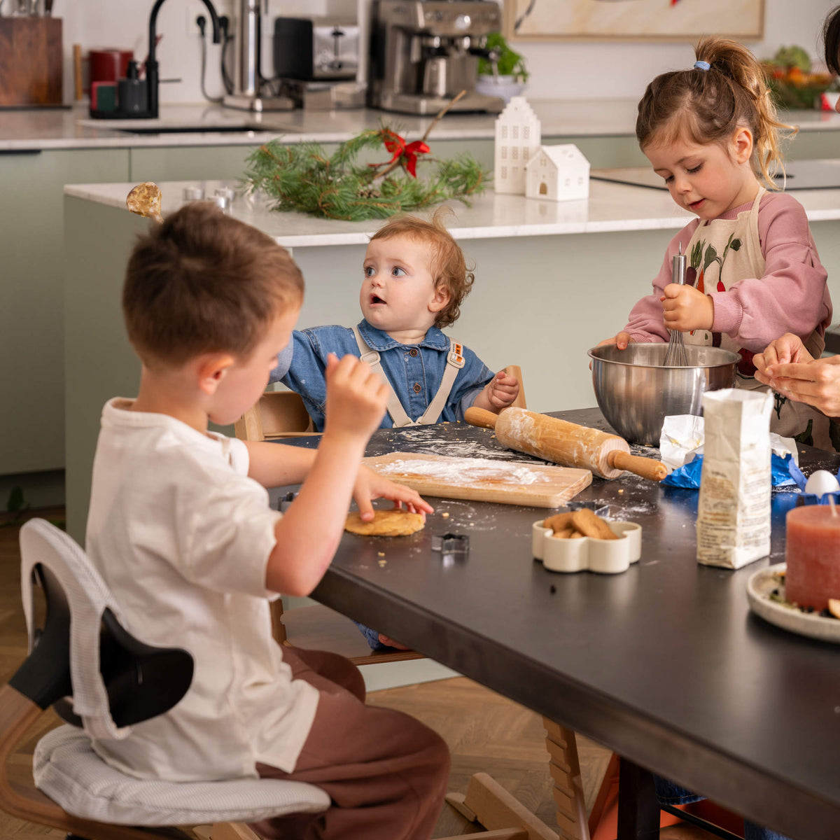 Nomi Cushion High Chairs Stokke