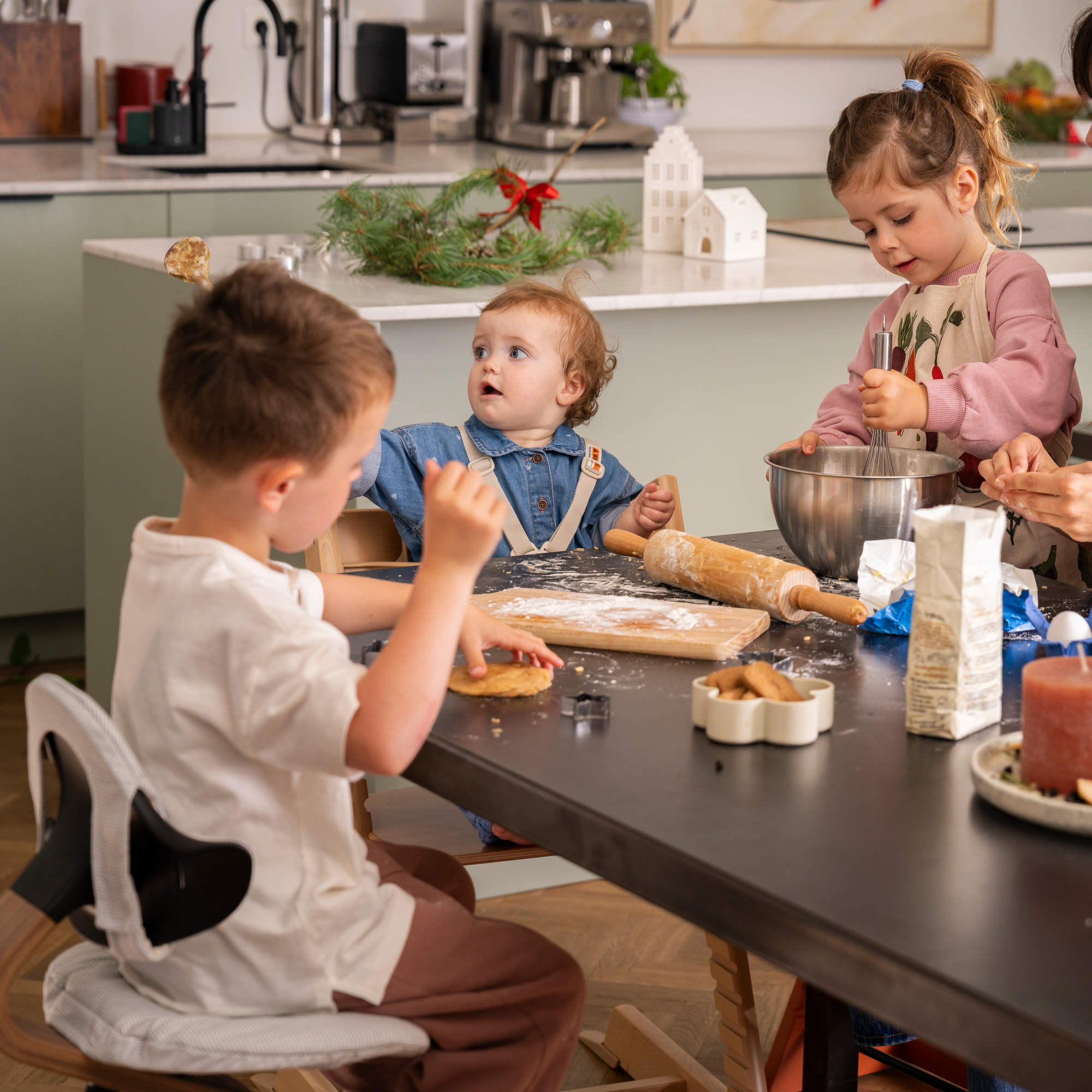 Nomi Cushion High Chairs Stokke