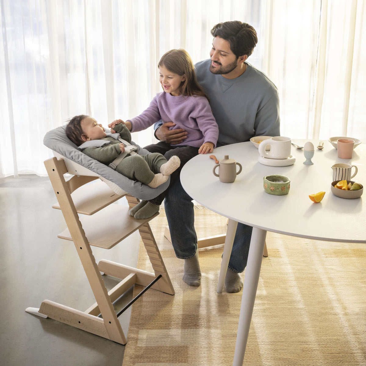 Tripp Trapp High Chair² with Cushion, Tray and Newborn Set High Chairs Stokke