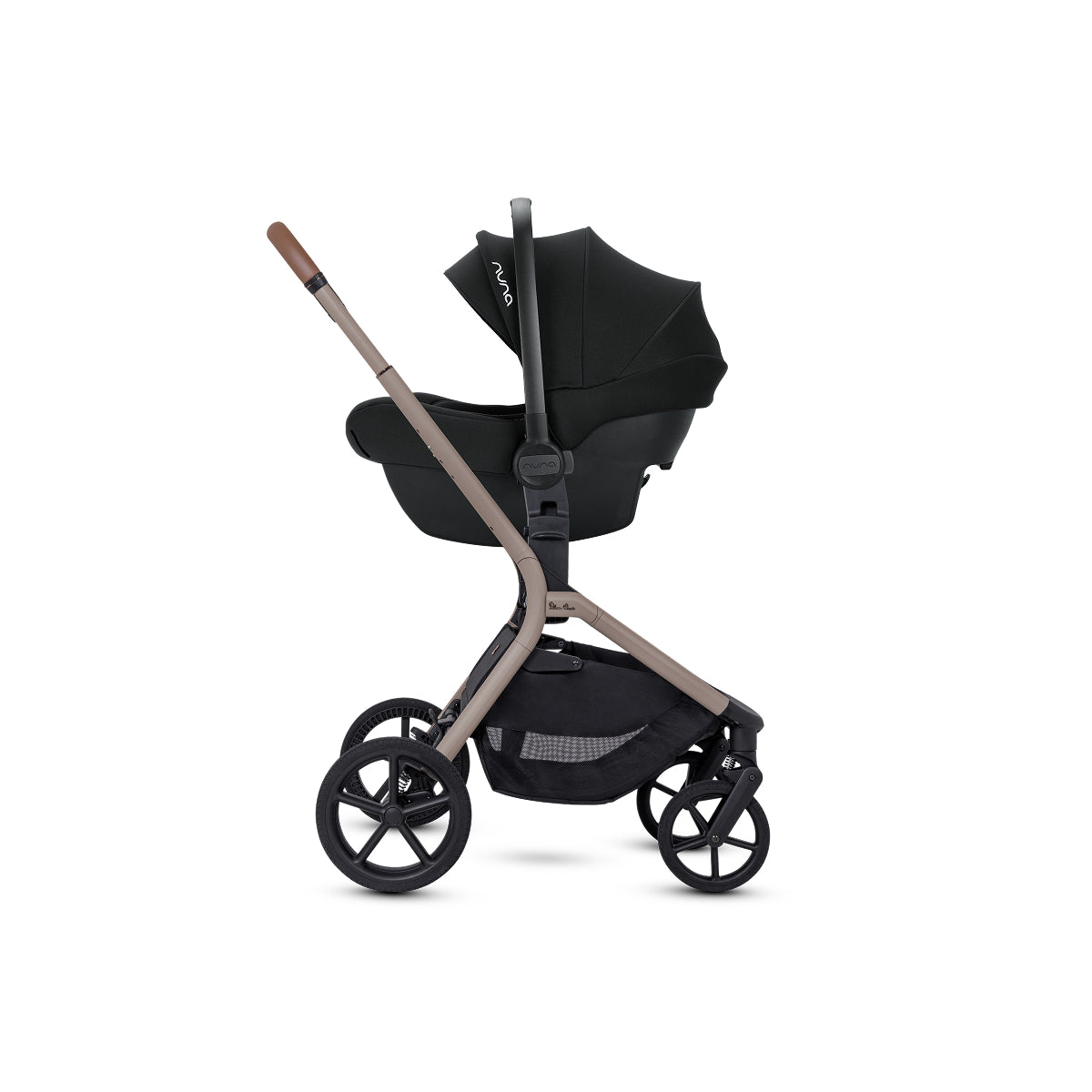 Breez Mid-Size Compact Stroller Strollers - Single Silver Cross