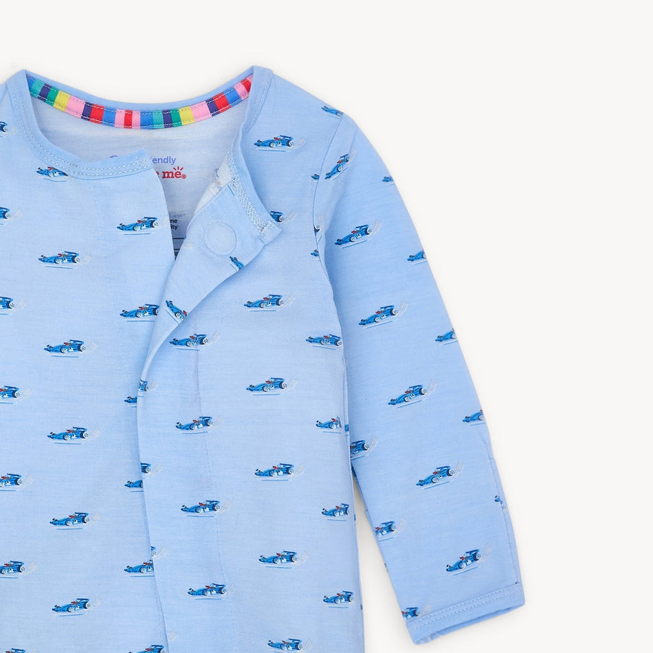 Baby got track modal magnetic footie