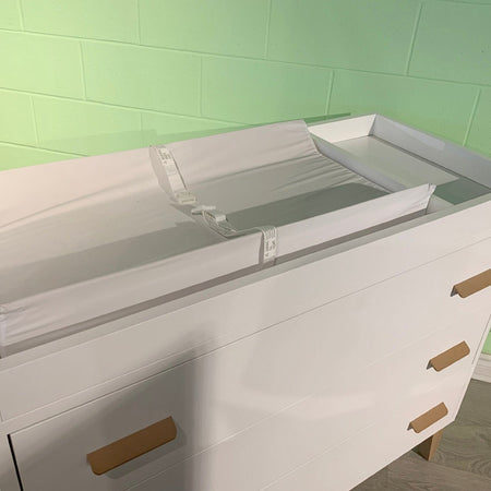 Caravaggio Changing Tray Changing Mats & Trays Pali