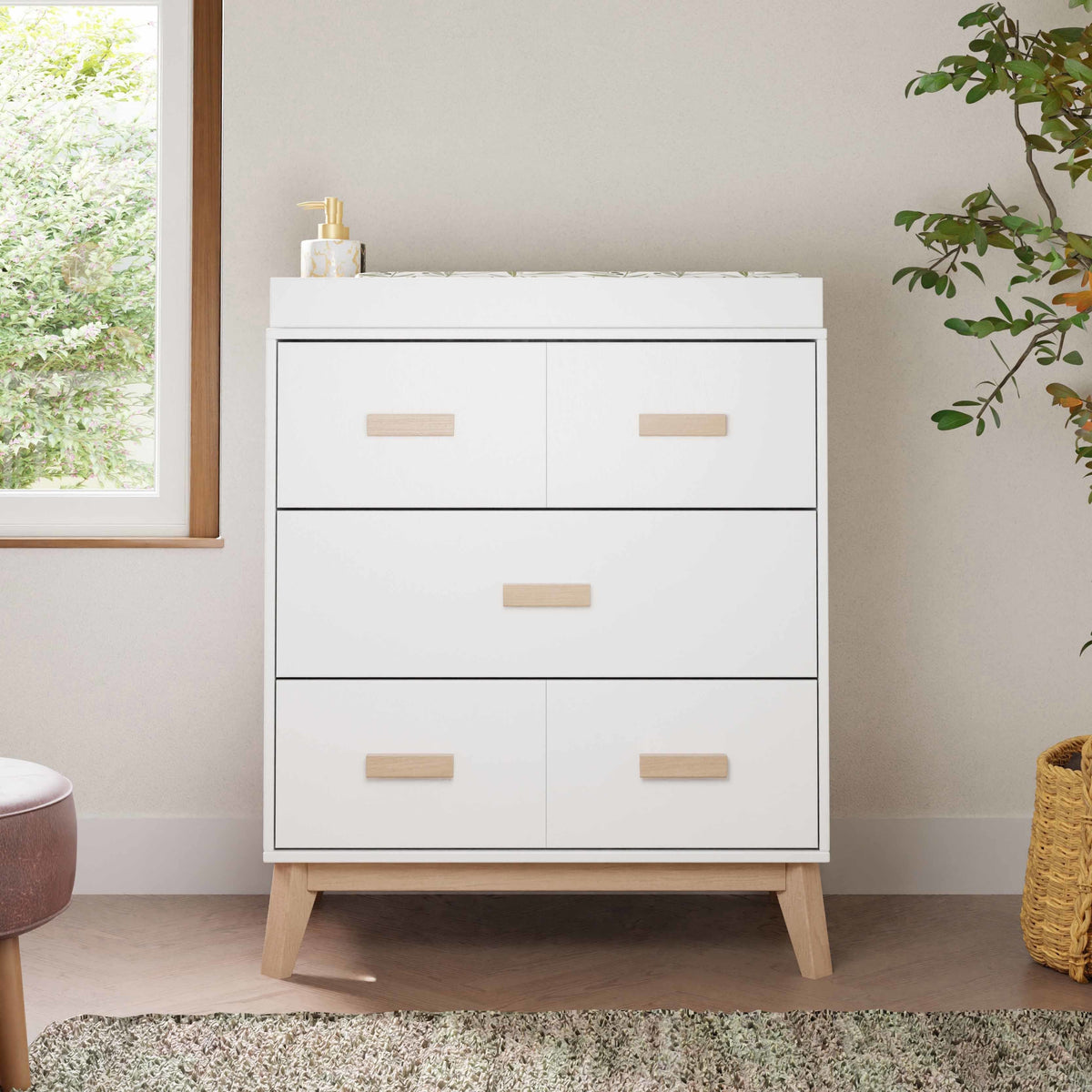 Scoot 3-Drawer Changer Dresser with Removable Changing Tray Dressers Babyletto