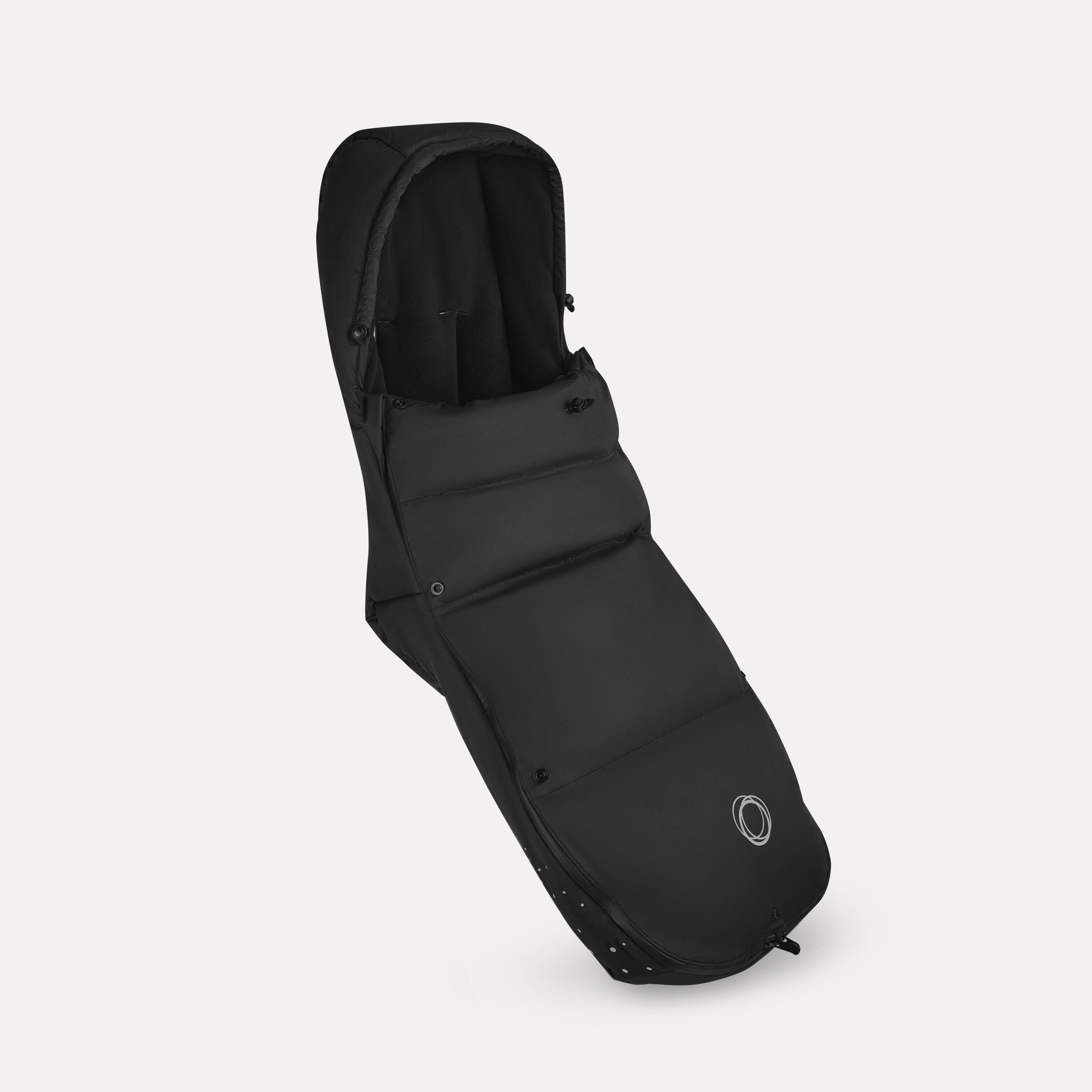 bugaboo footmuff vs high performance Bugaboo Thermolite Performance Footmuff