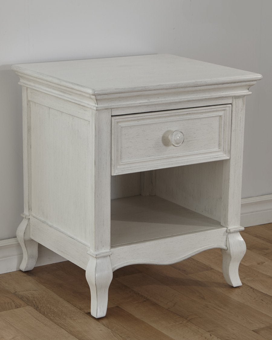 Diamante Nightstand Nightstands Pali