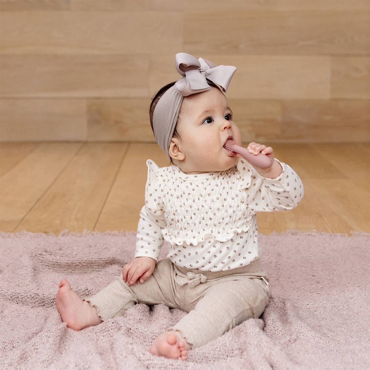 Baby-Led™ Toothbrush (Baby 3+ months) Pacifiers & Teethers ezpz