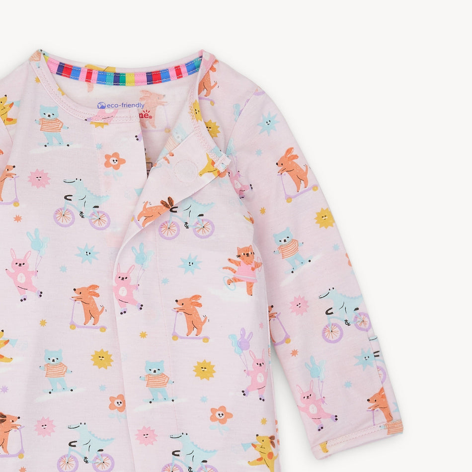 Playground Pals magnetic modal footie