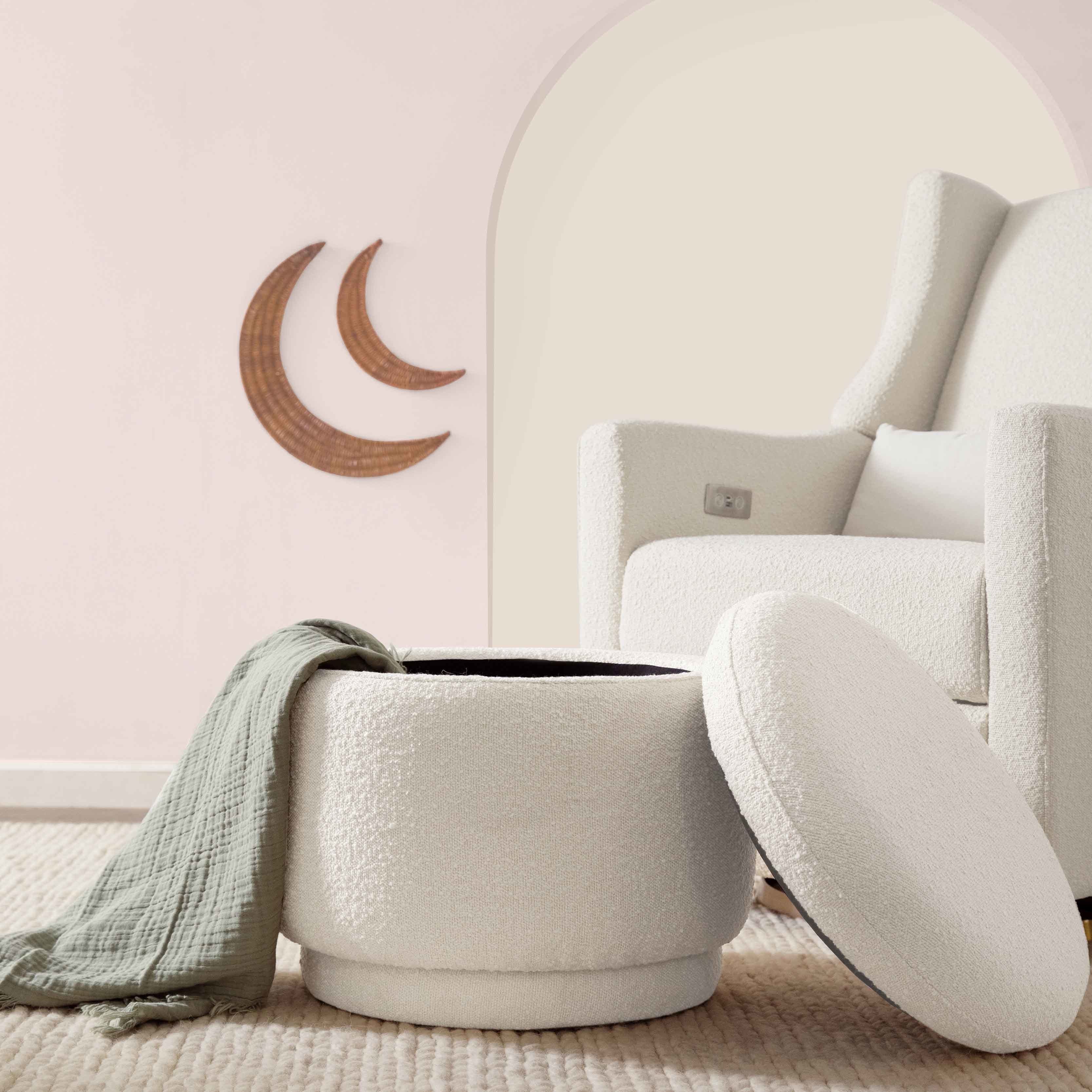 Enoki Storage Ottoman in Boucle Ottomans Babyletto