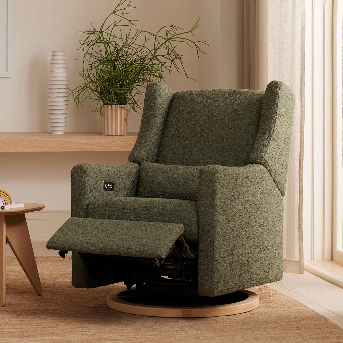 Kiwi Electronic Recliner and Swivel Glider with USB port Recliners Babyletto