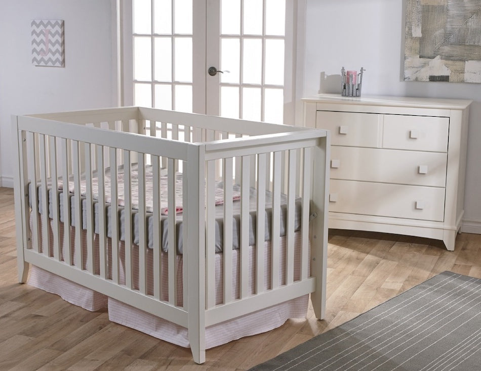 Spessa Crib + 3 Drawer Dresser - White