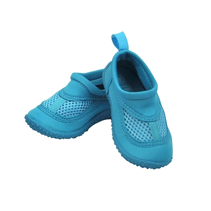 i Play Water Shoes in Aqua - Size 4